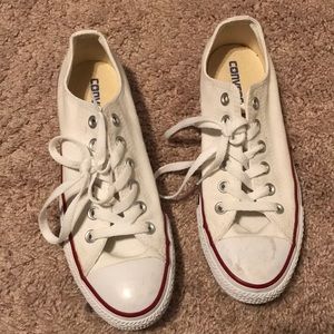 White converse. Only worn once!